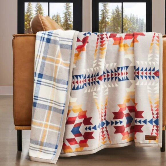 New Pendleton Reversible Plush Throw, 50" x 70", Legend Lake Gray - Picture 1 of 7